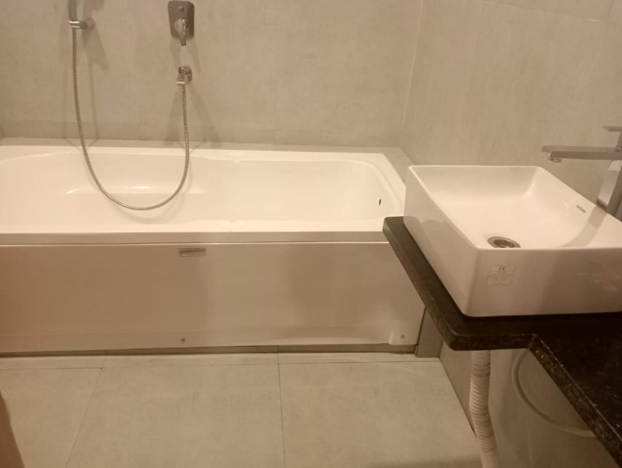 The Prestige Hotel & Convention Panposh Esterno foto